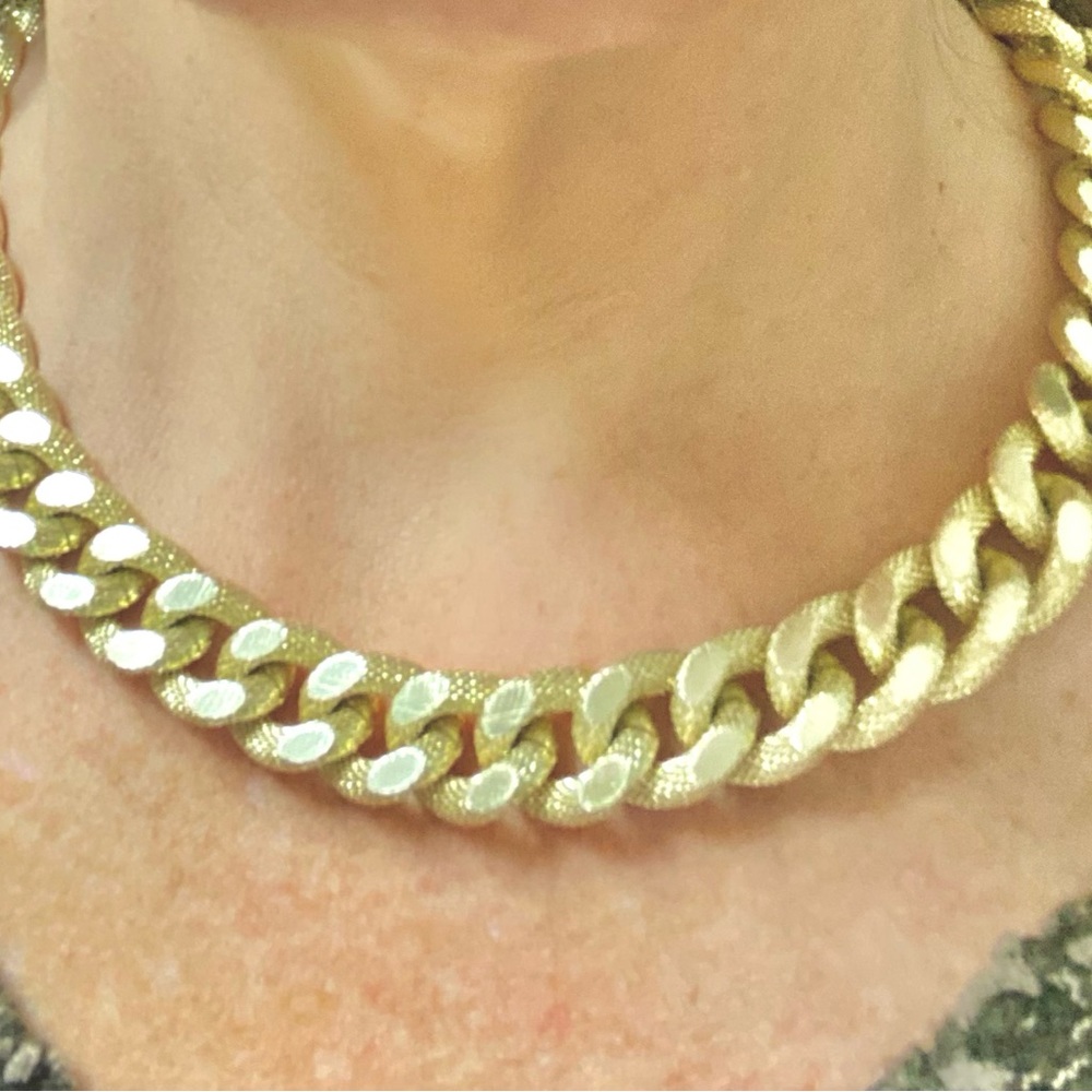 Sabika Chain Gold Tone NWOT Retail $120